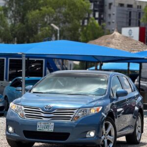 Extremely Clean 2009 Toyota Venza – (Few Months Used | With Original Custom Duty)