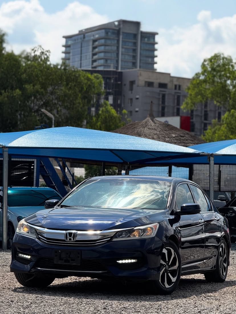 Extremely Clean 2016 Honda Accord – (With Original Custom Duty) - Image 5